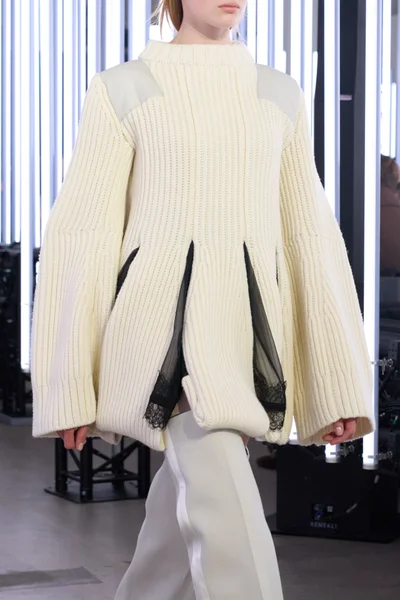 Look 6